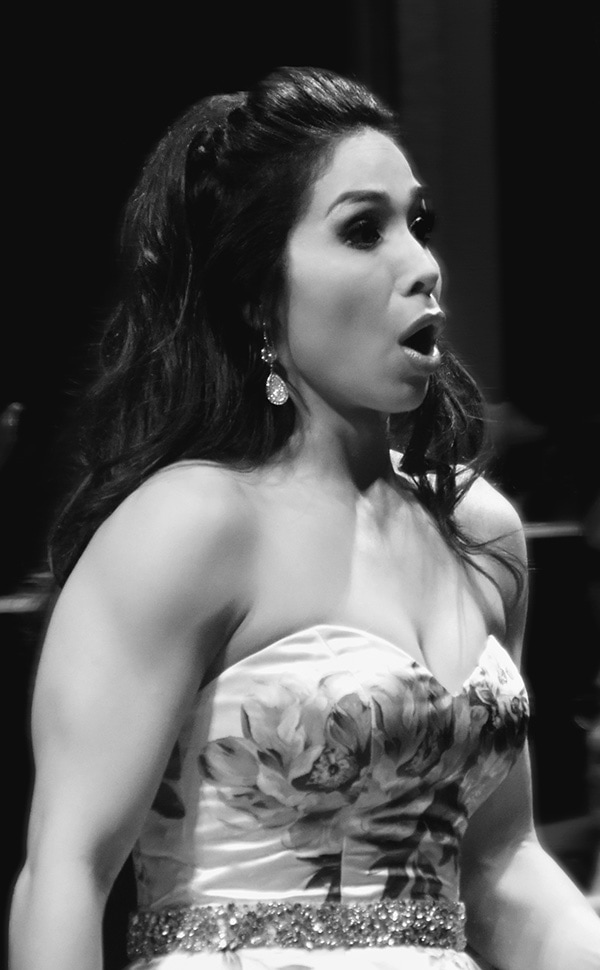 Guadalupe Paz, Mezzo Soprano